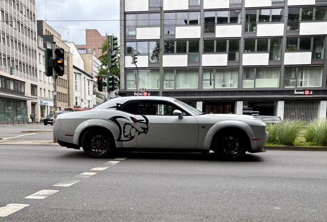 Dodge Challenger SRT Hellcat Widebody