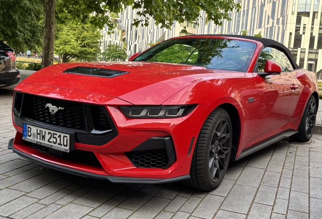 Ford Mustang GT Convertible 2024