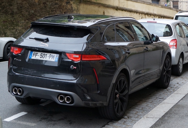 Jaguar F-PACE SVR