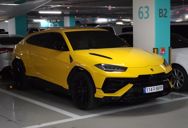 Lamborghini Urus S
