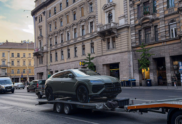 Lamborghini Urus SE
