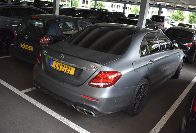Mercedes-AMG E 63 S W213