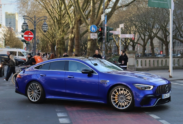 Mercedes-AMG GT 63 S X290