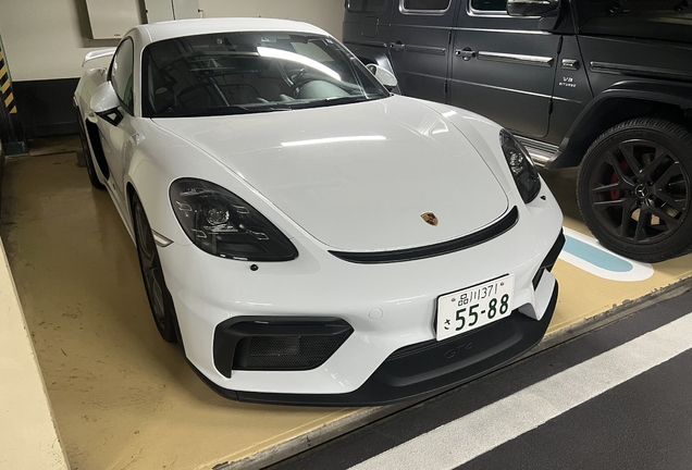 Porsche 718 Cayman GT4