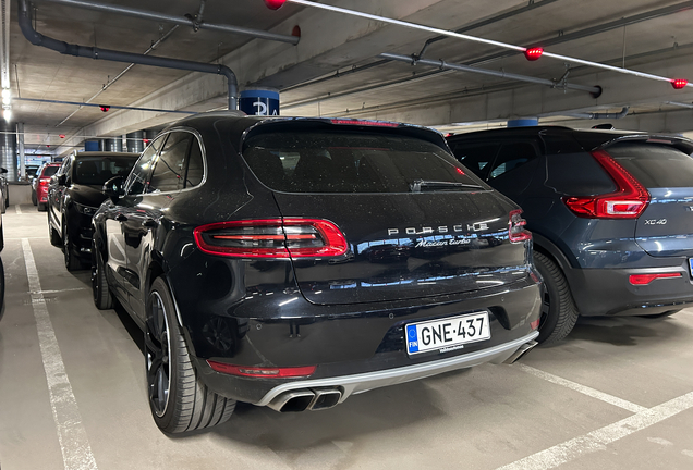 Porsche 95B Macan Turbo