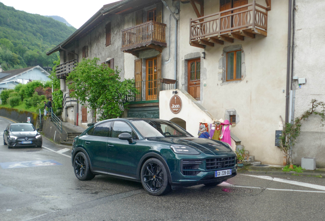 Porsche Cayenne Coupé Turbo E-Hybrid