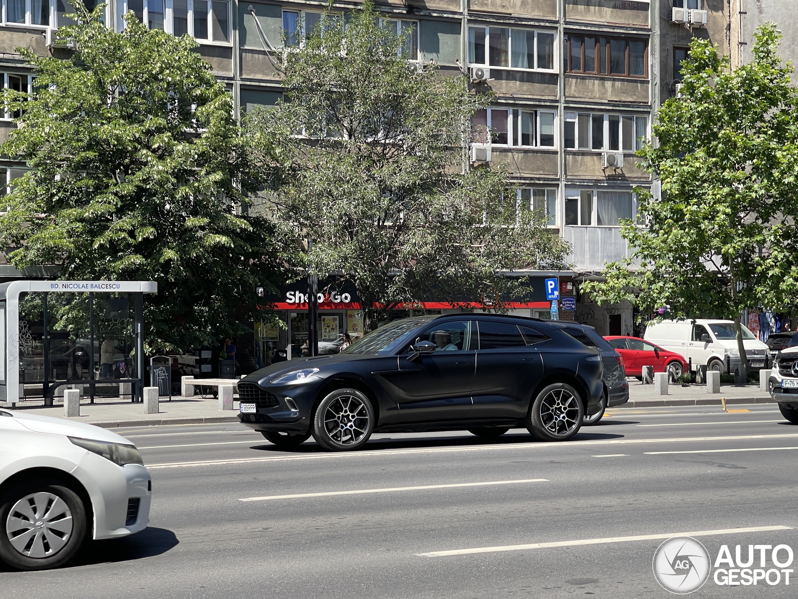Aston Martin DBX