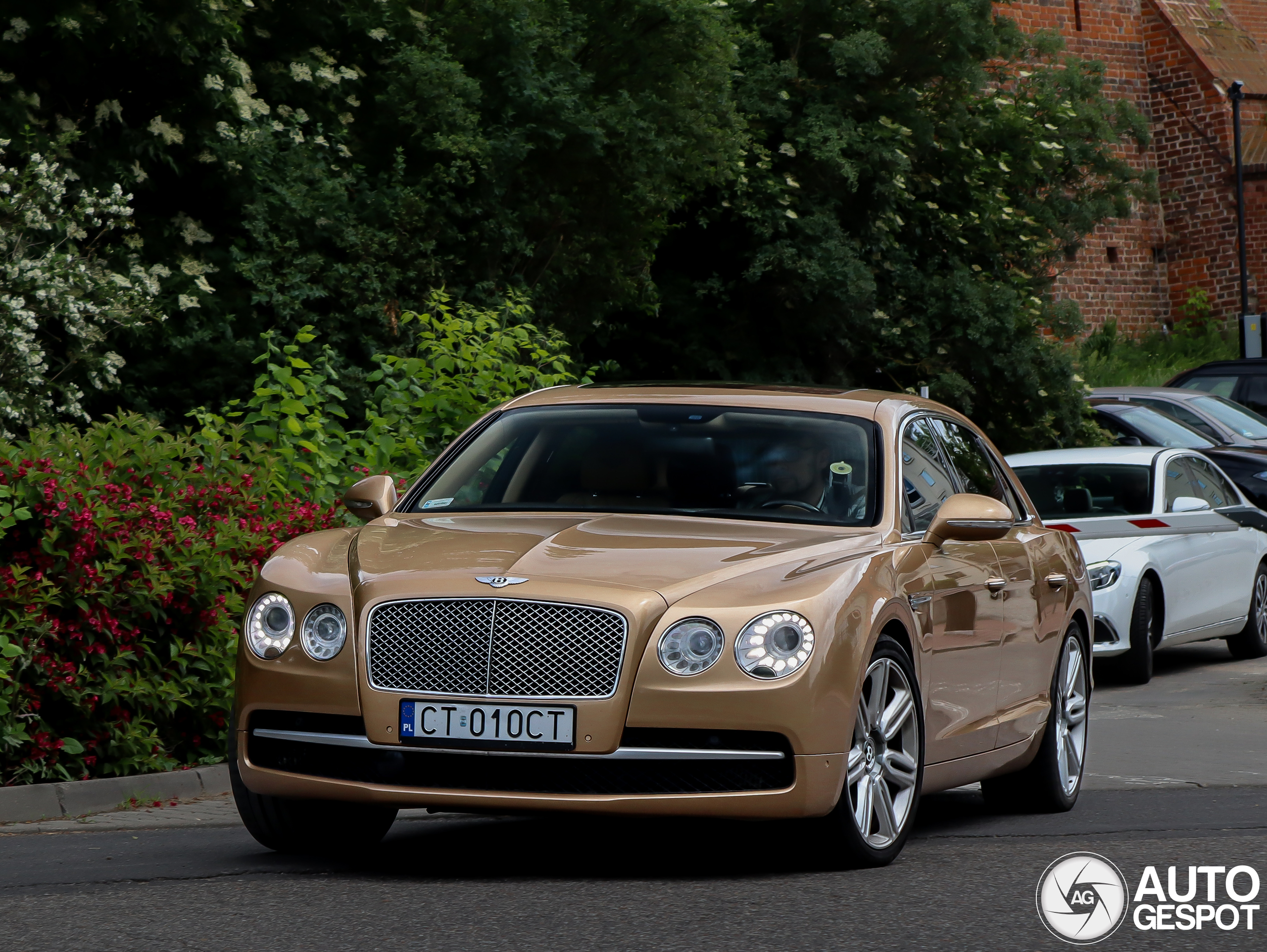 Bentley Flying Spur W12