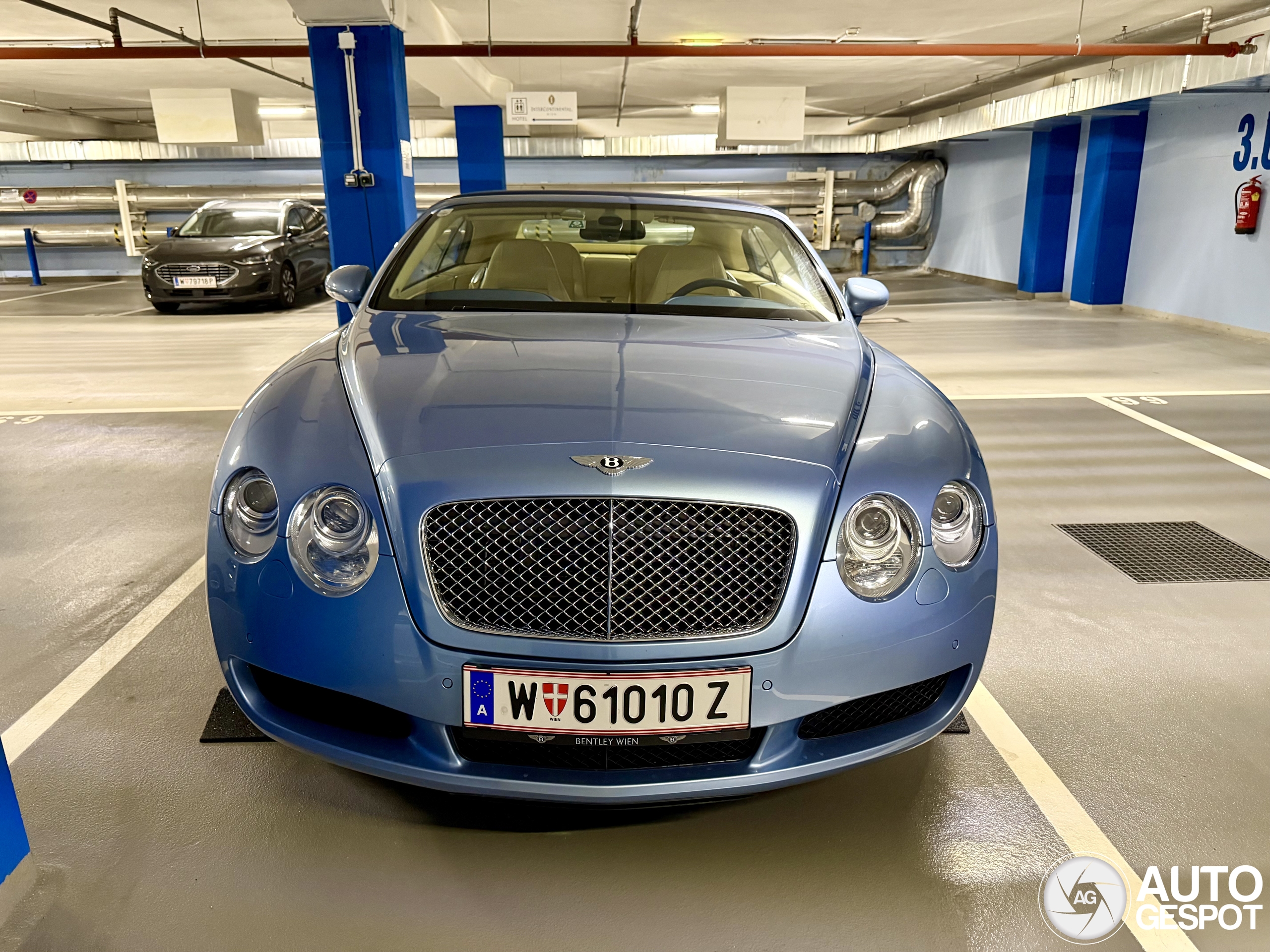 Bentley Continental GTC