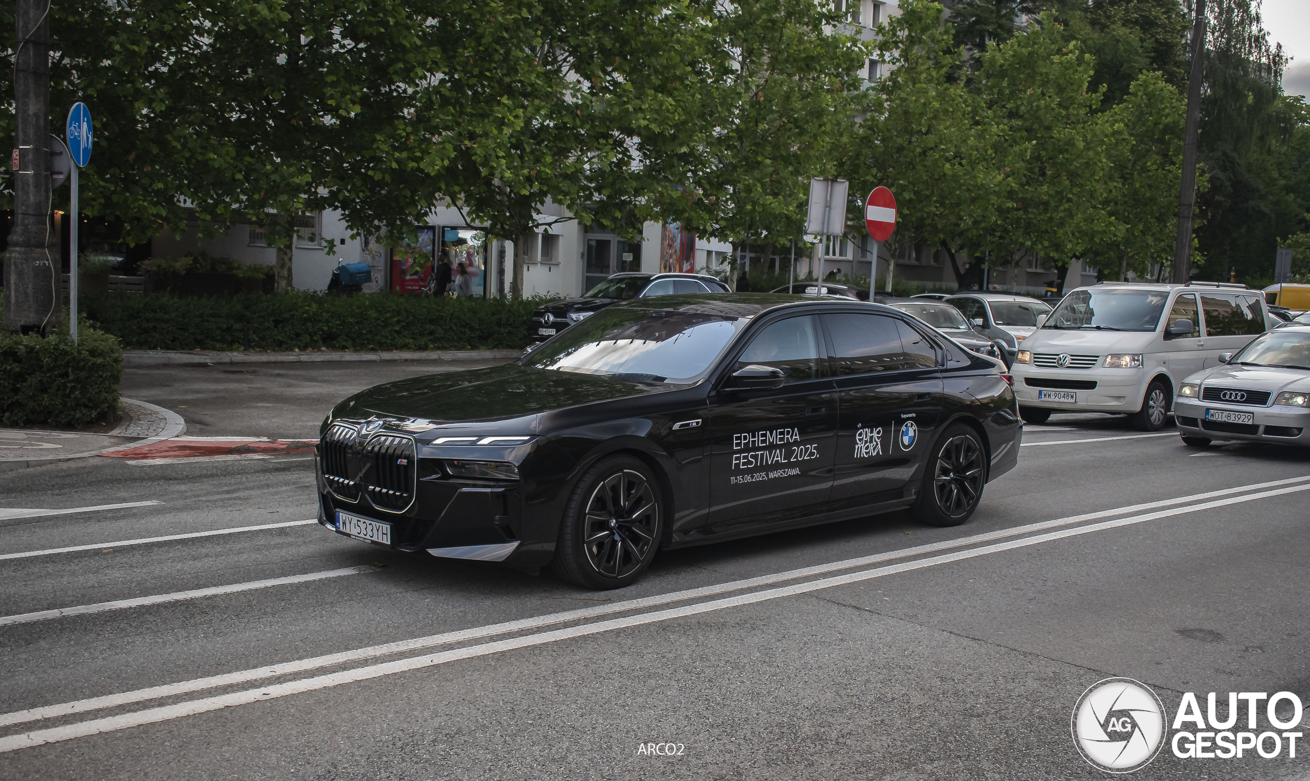 BMW M760e xDrive