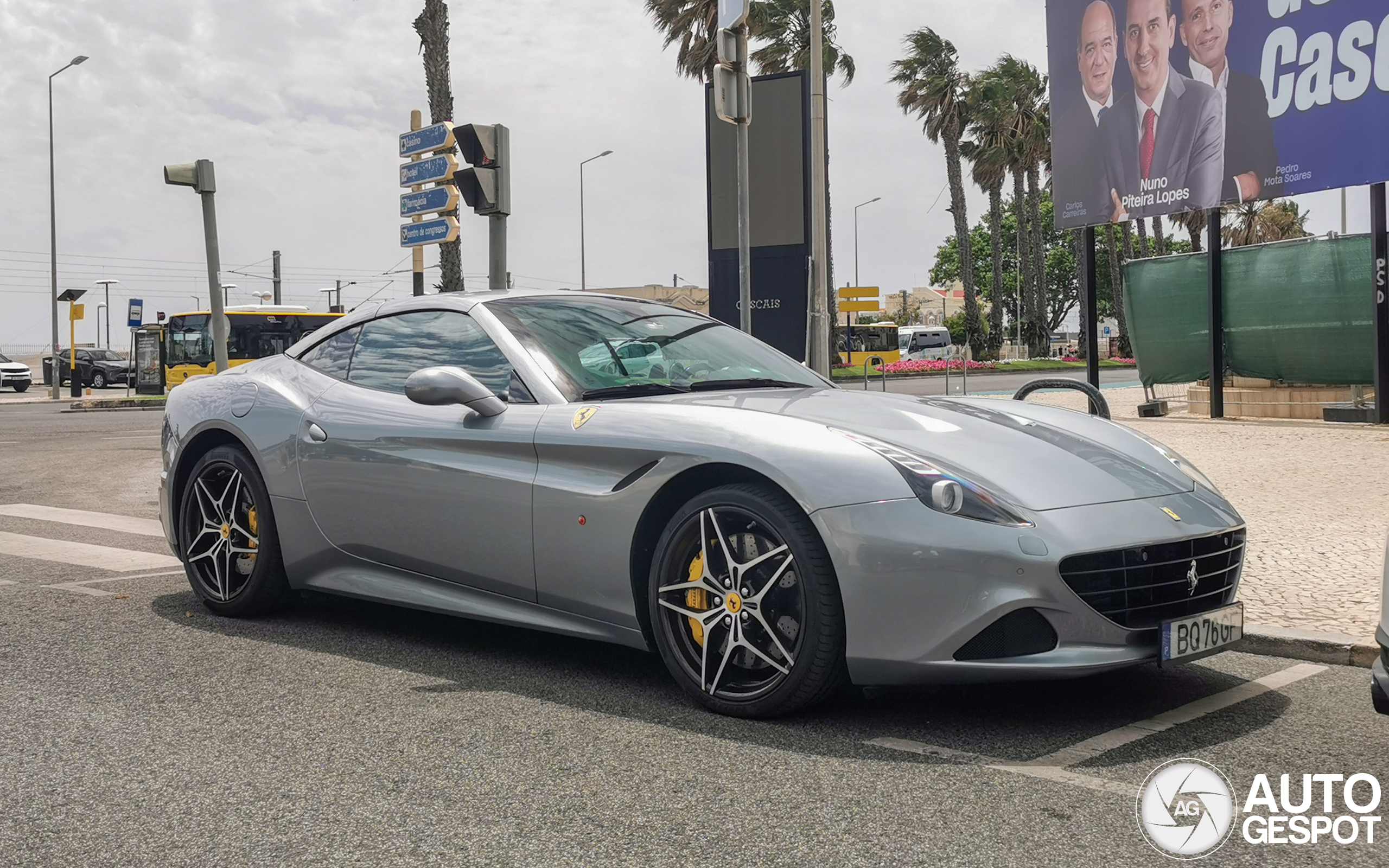 Ferrari California T