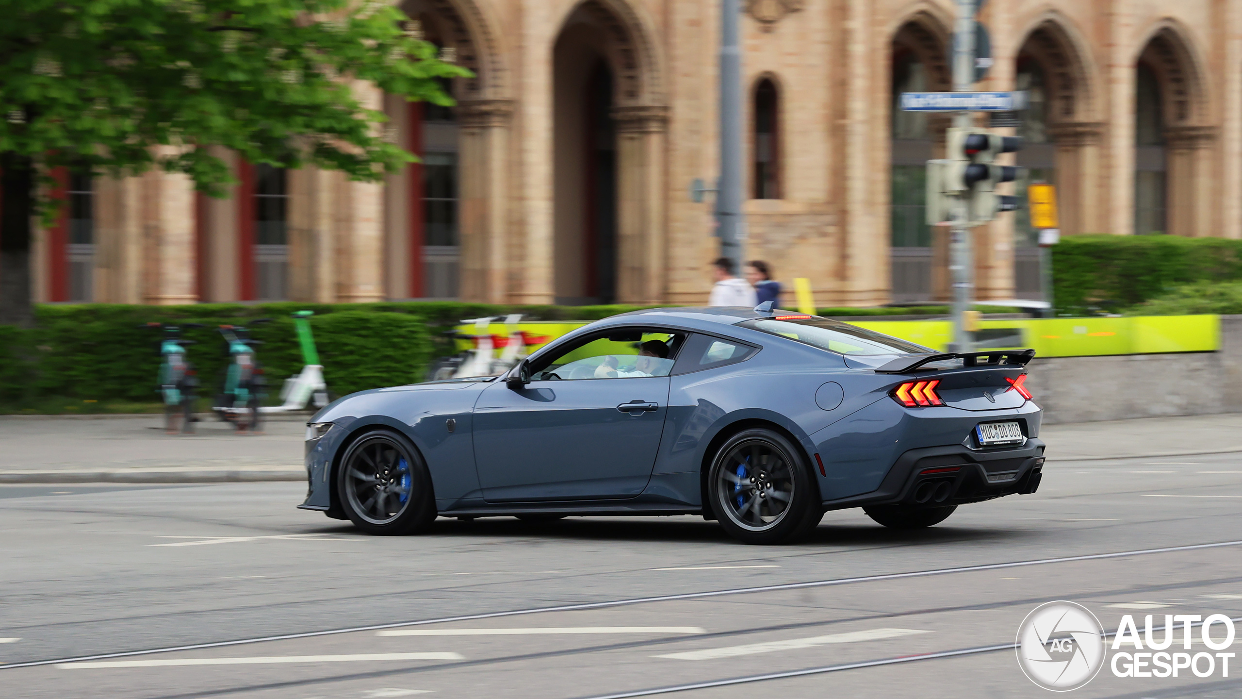 Ford Mustang Dark Horse 2024