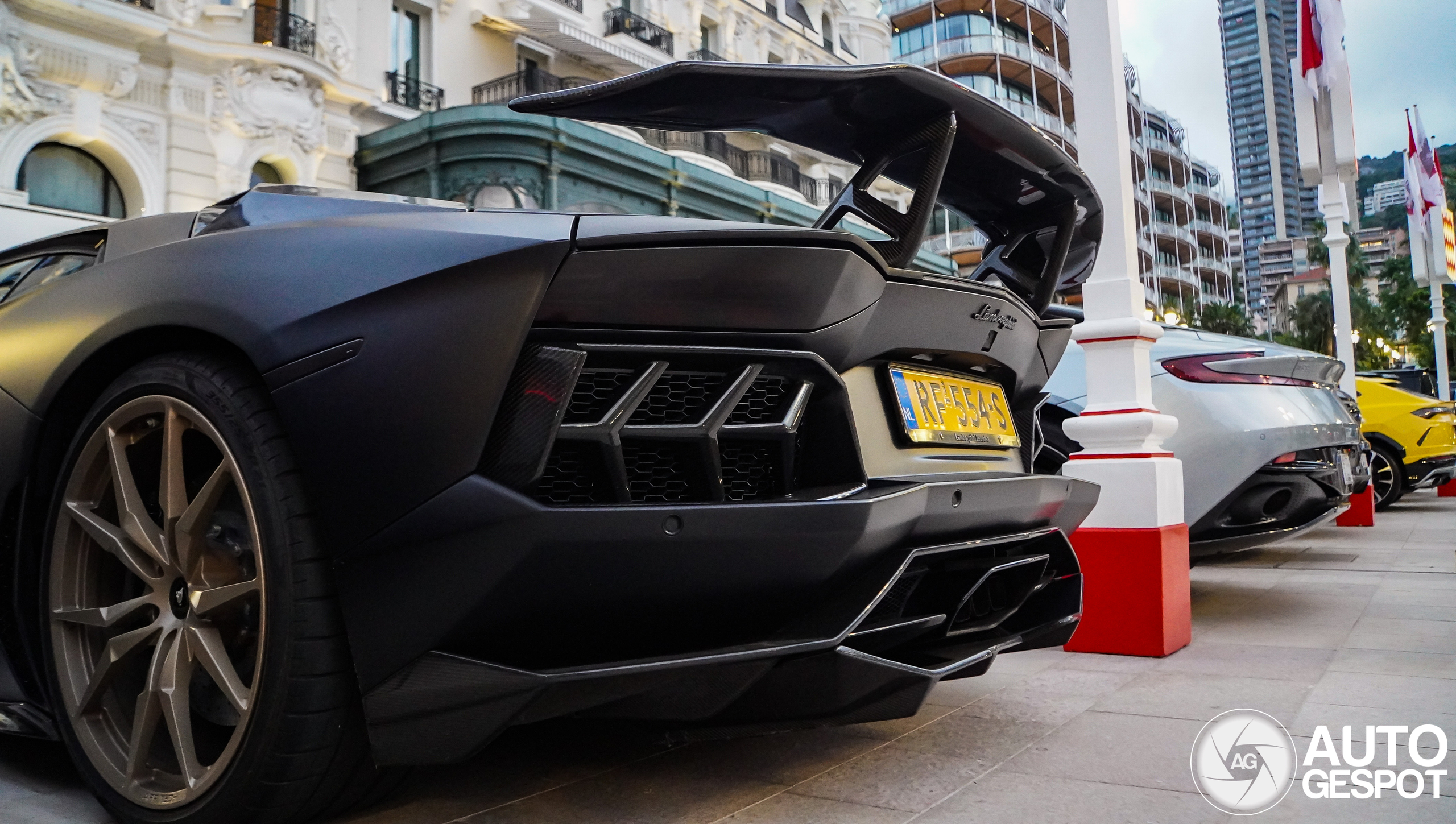 Lamborghini Aventador LP700-4 Vorsteiner V