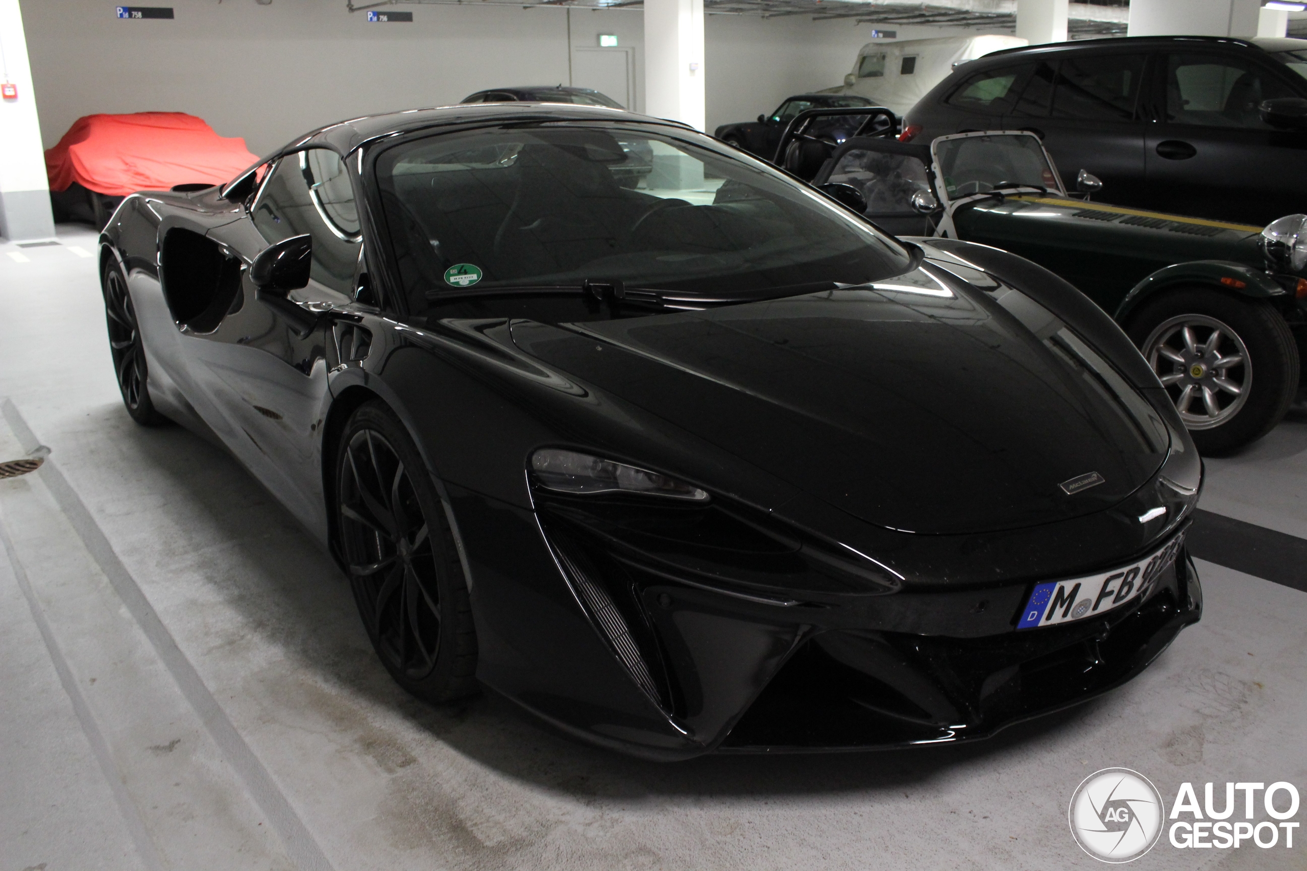 McLaren Artura Spider
