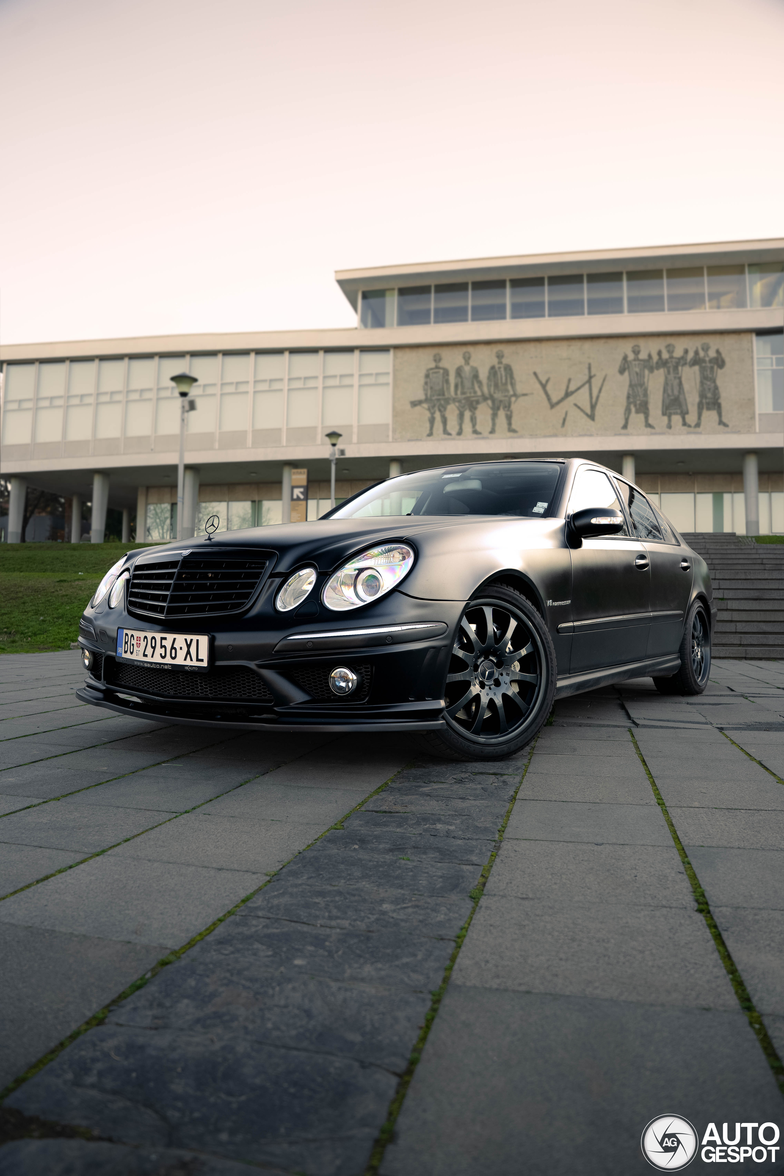 Mercedes-Benz E 55 AMG