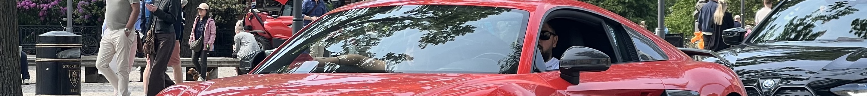 Audi R8 V10 Plus 2015