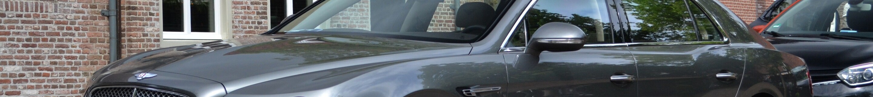 Bentley Flying Spur V8