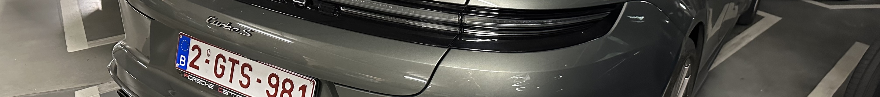 Porsche 972 Panamera Turbo S E-Hybrid