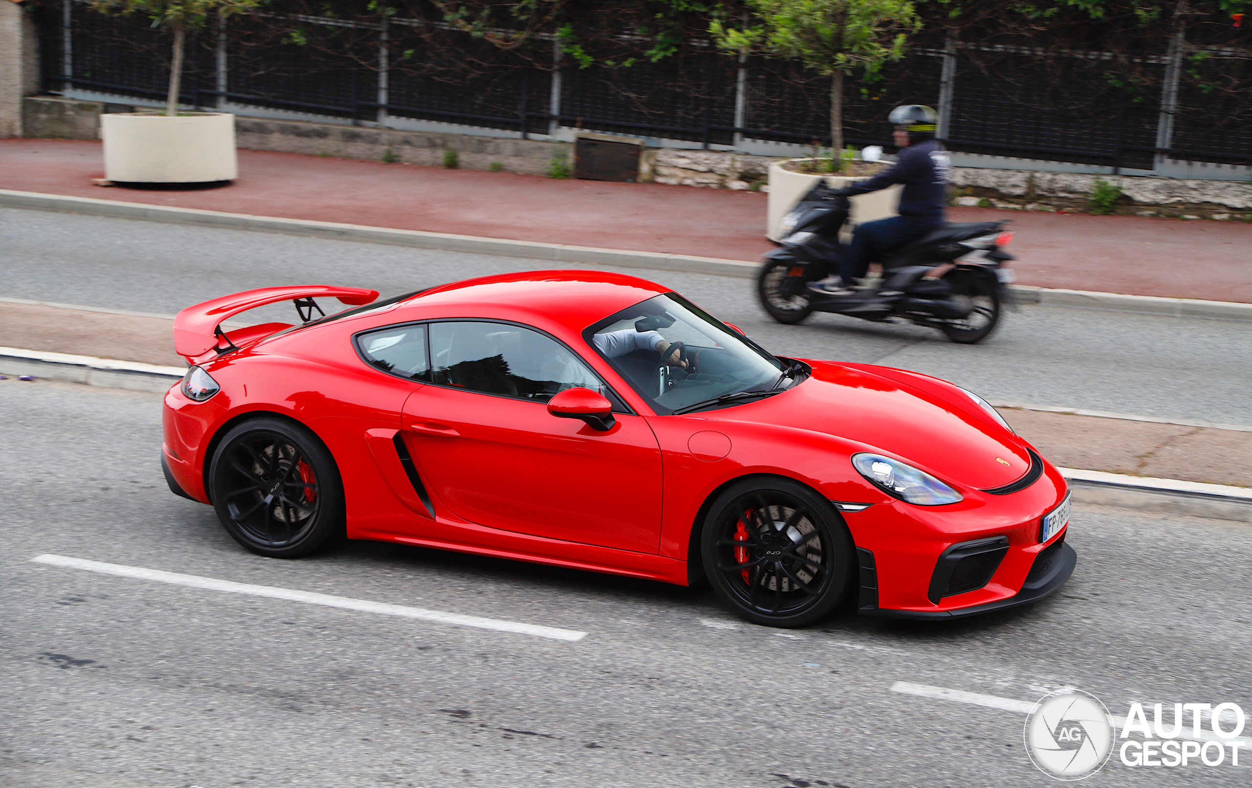 Porsche 718 Cayman GT4