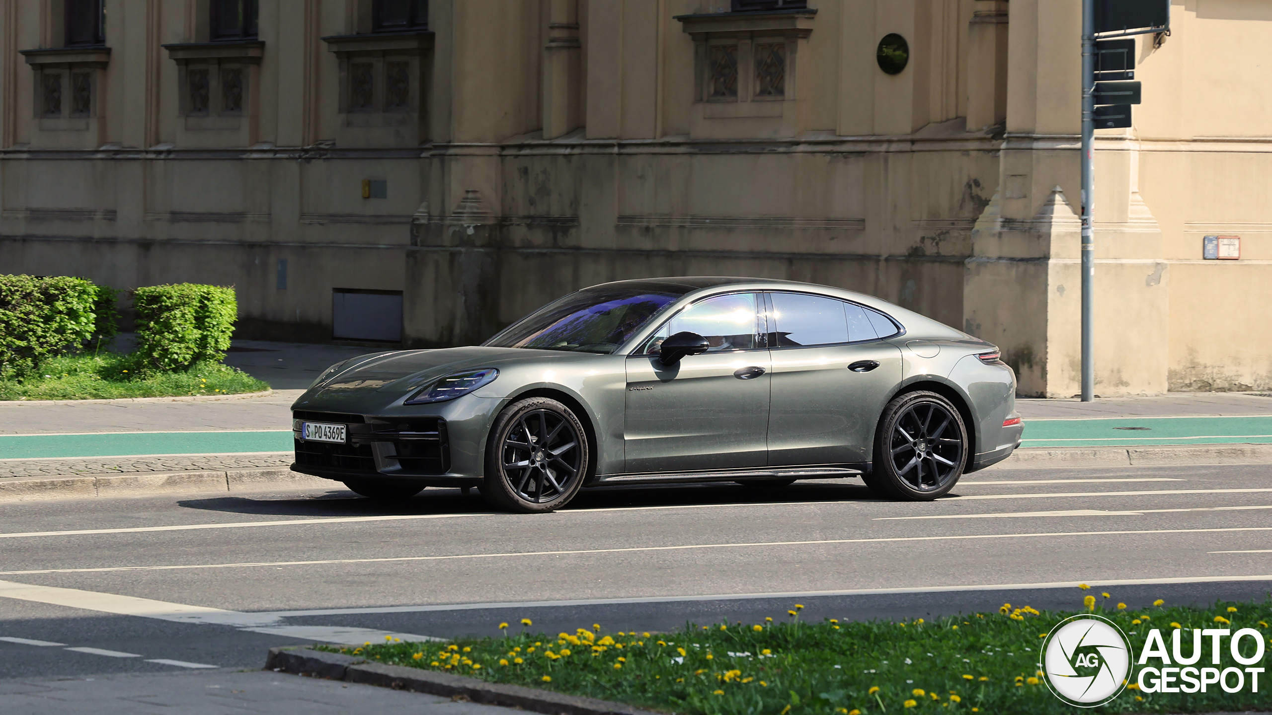 Porsche 972 Panamera Turbo E-Hybrid