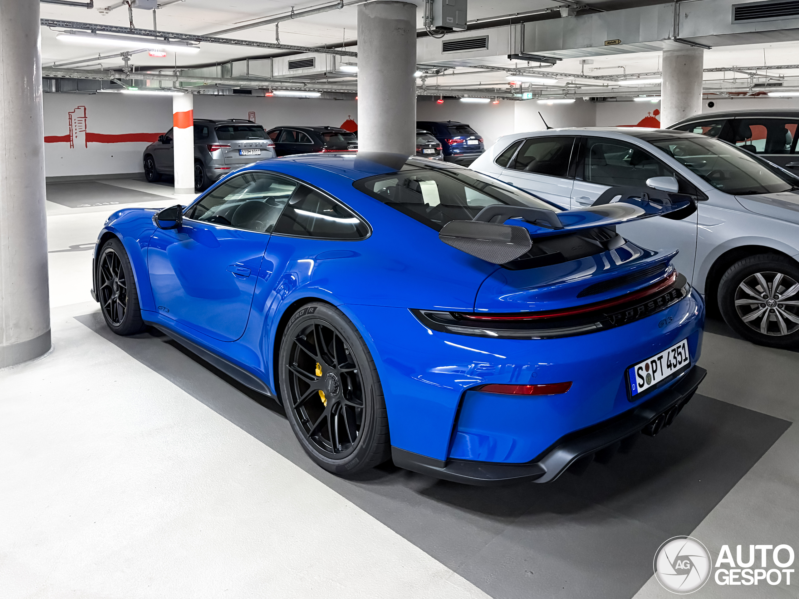 Porsche 992 GT3 MkII Weissach Package