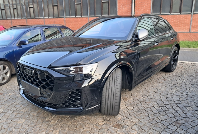 Audi RS Q8 2024