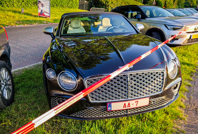 Bentley Continental GTC V8 2020 Mulliner