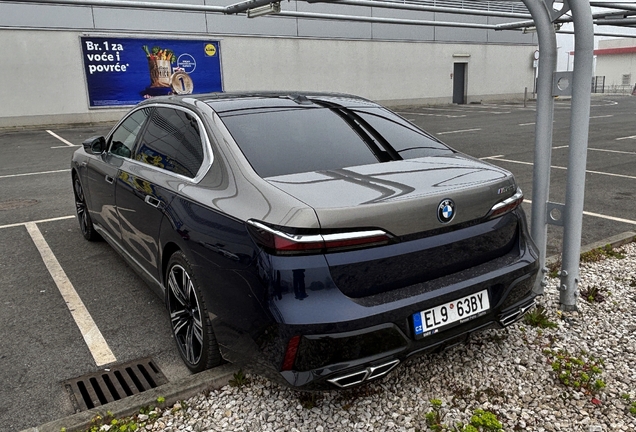 BMW M760e xDrive