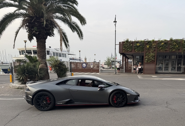 Lamborghini Huracán LP640-4 EVO