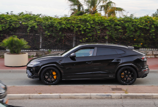 Lamborghini Urus Performante