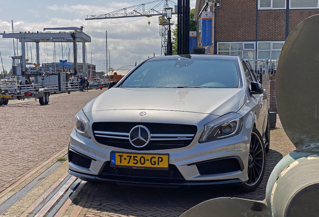 Mercedes-Benz A 45 AMG