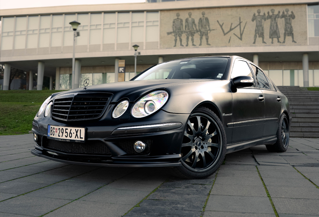 Mercedes-Benz E 55 AMG