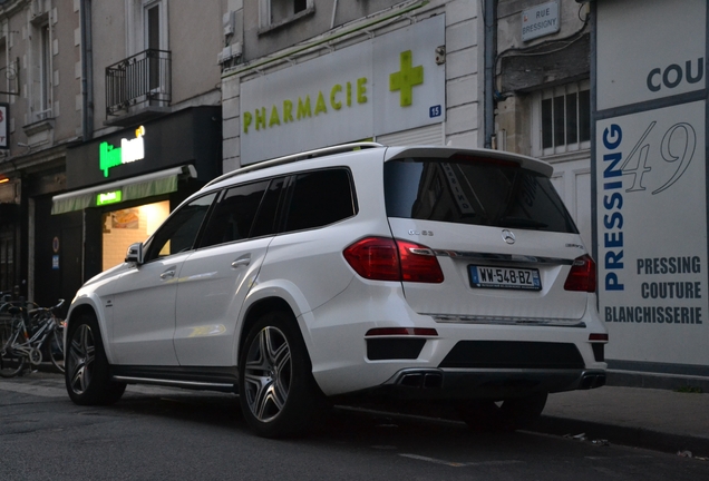 Mercedes-Benz GL 63 AMG X166