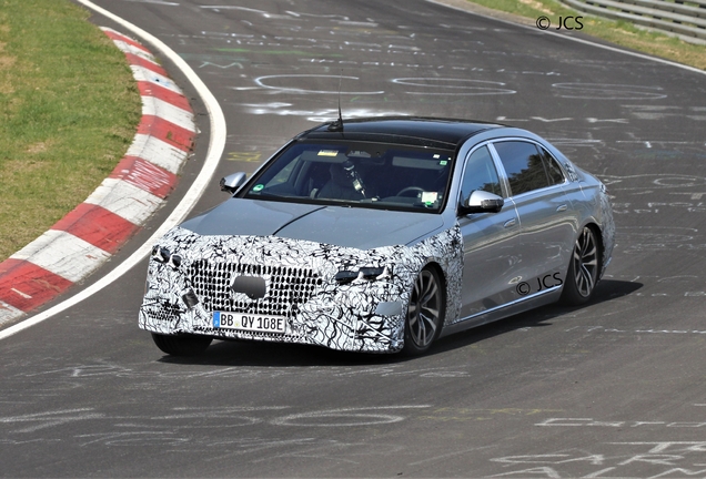 Mercedes-Maybach S 680 X223 2026
