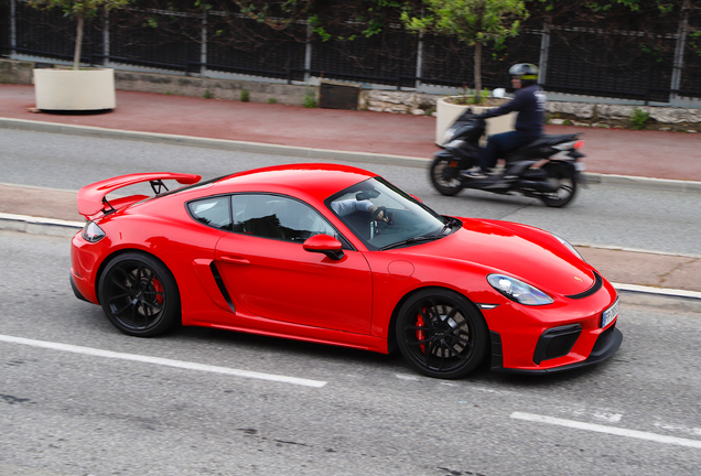Porsche 718 Cayman GT4