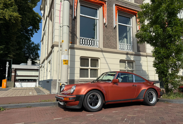 Porsche 930 Turbo