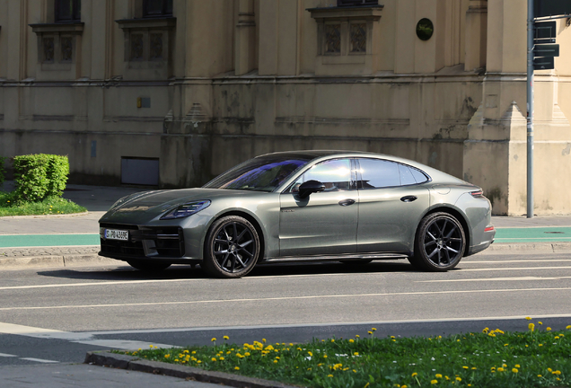 Porsche 972 Panamera Turbo E-Hybrid