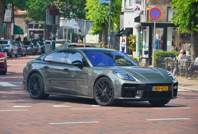 Porsche 972 Panamera Turbo S E-Hybrid