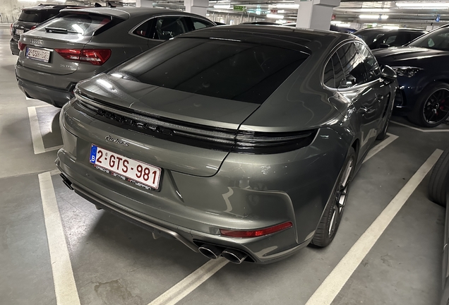 Porsche 972 Panamera Turbo S E-Hybrid