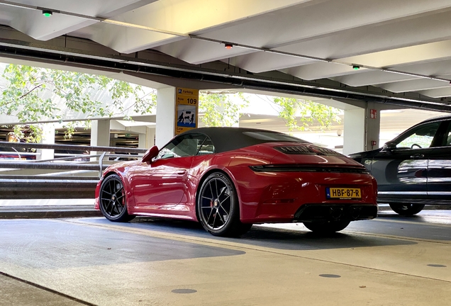 Porsche 992 Carrera 4 GTS Cabriolet MkII