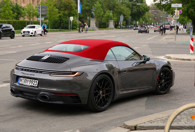 Porsche 992 Carrera GTS Cabriolet
