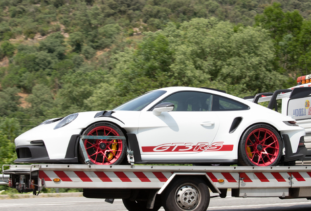 Porsche 992 GT3 RS