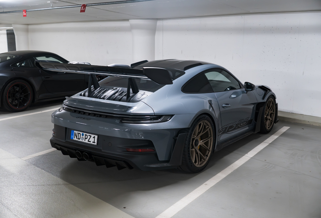 Porsche 992 GT3 RS Weissach Package