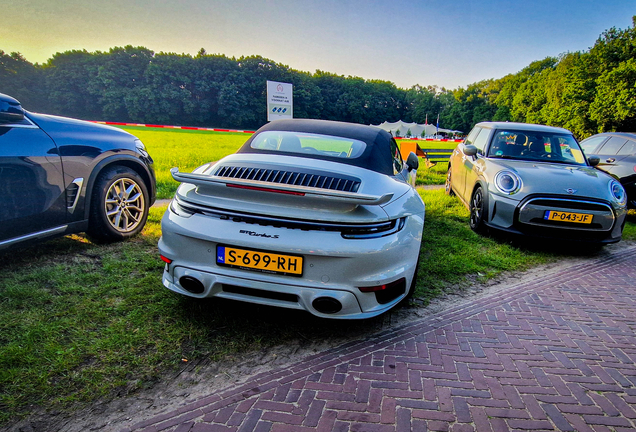 Porsche 992 Turbo S Cabriolet