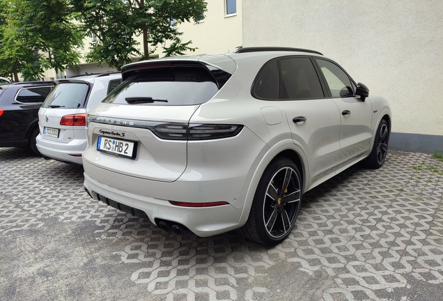 Porsche Cayenne Turbo S E-Hybrid