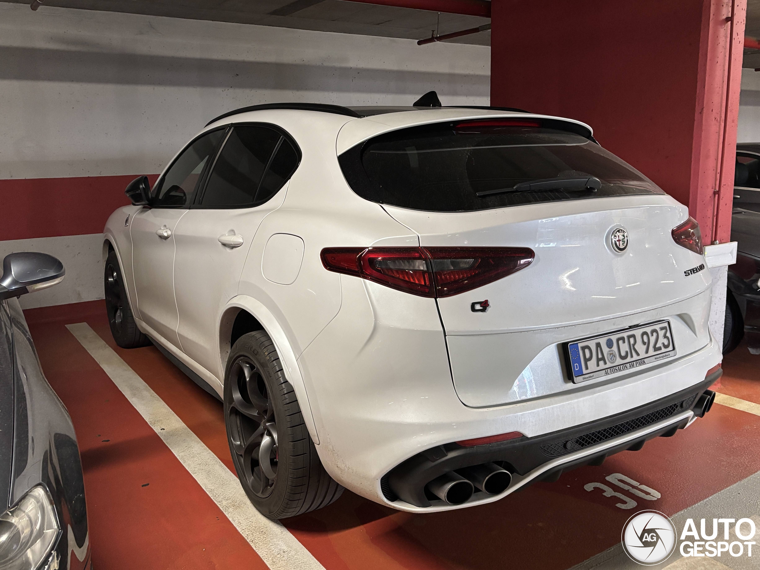 Alfa Romeo Stelvio Quadrifoglio