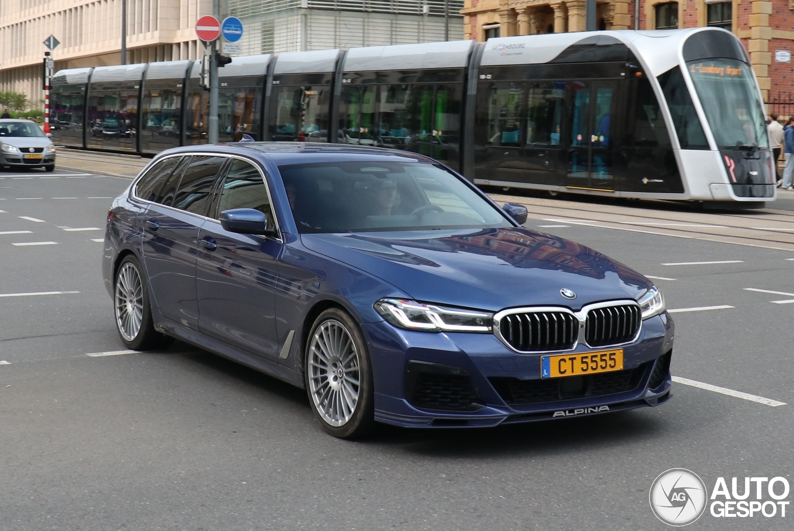Alpina B5 BiTurbo Touring 2021