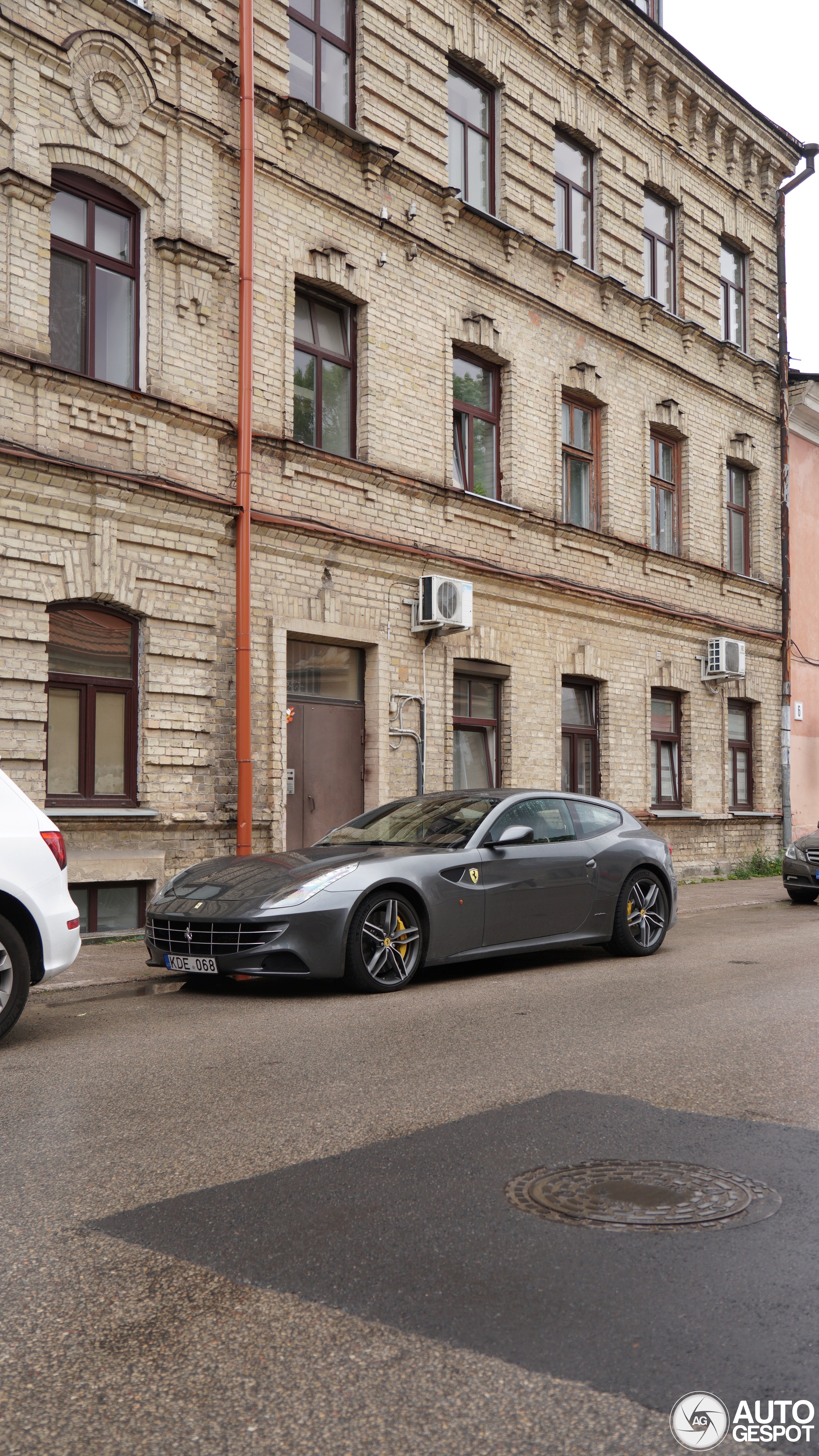 Ferrari FF