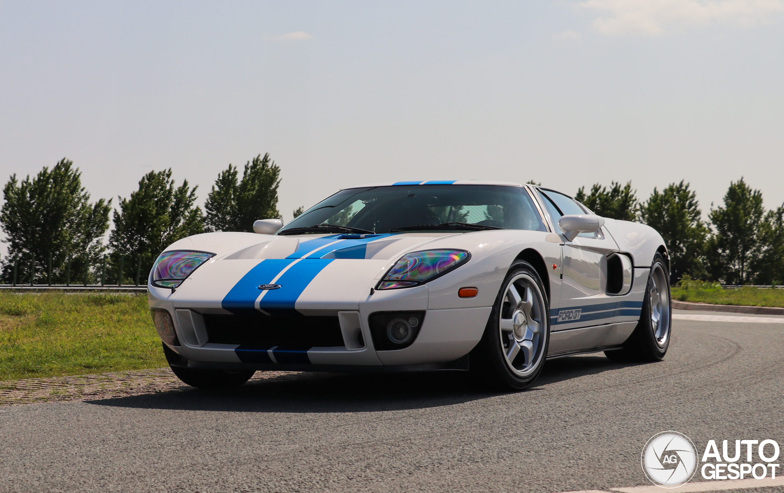 Ford GT