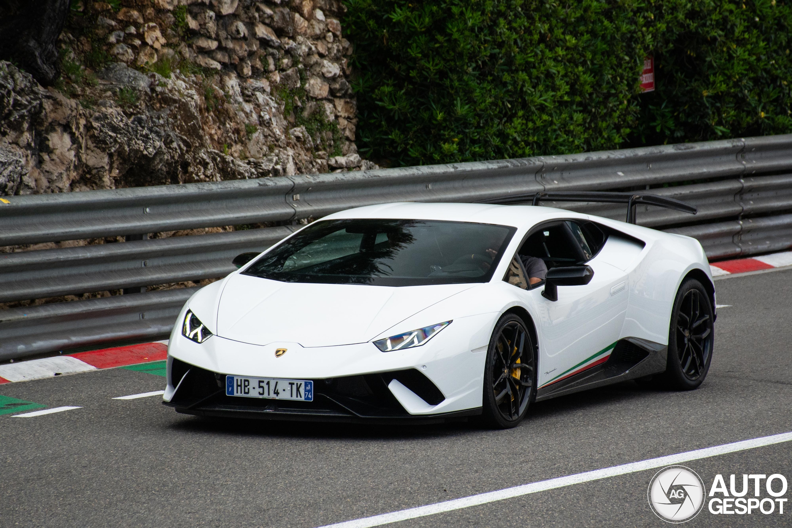 Lamborghini Huracán LP640-4 Performante
